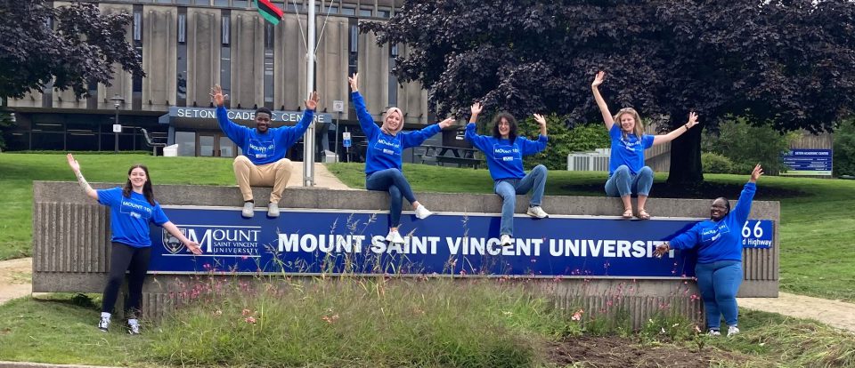 Six Mount Mentors by MSVU sign outside Seton.