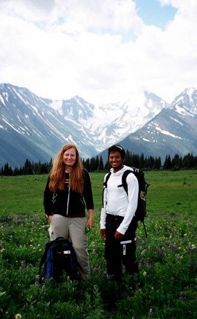 Cecilia & Grad student at research site - photo annika_klopp