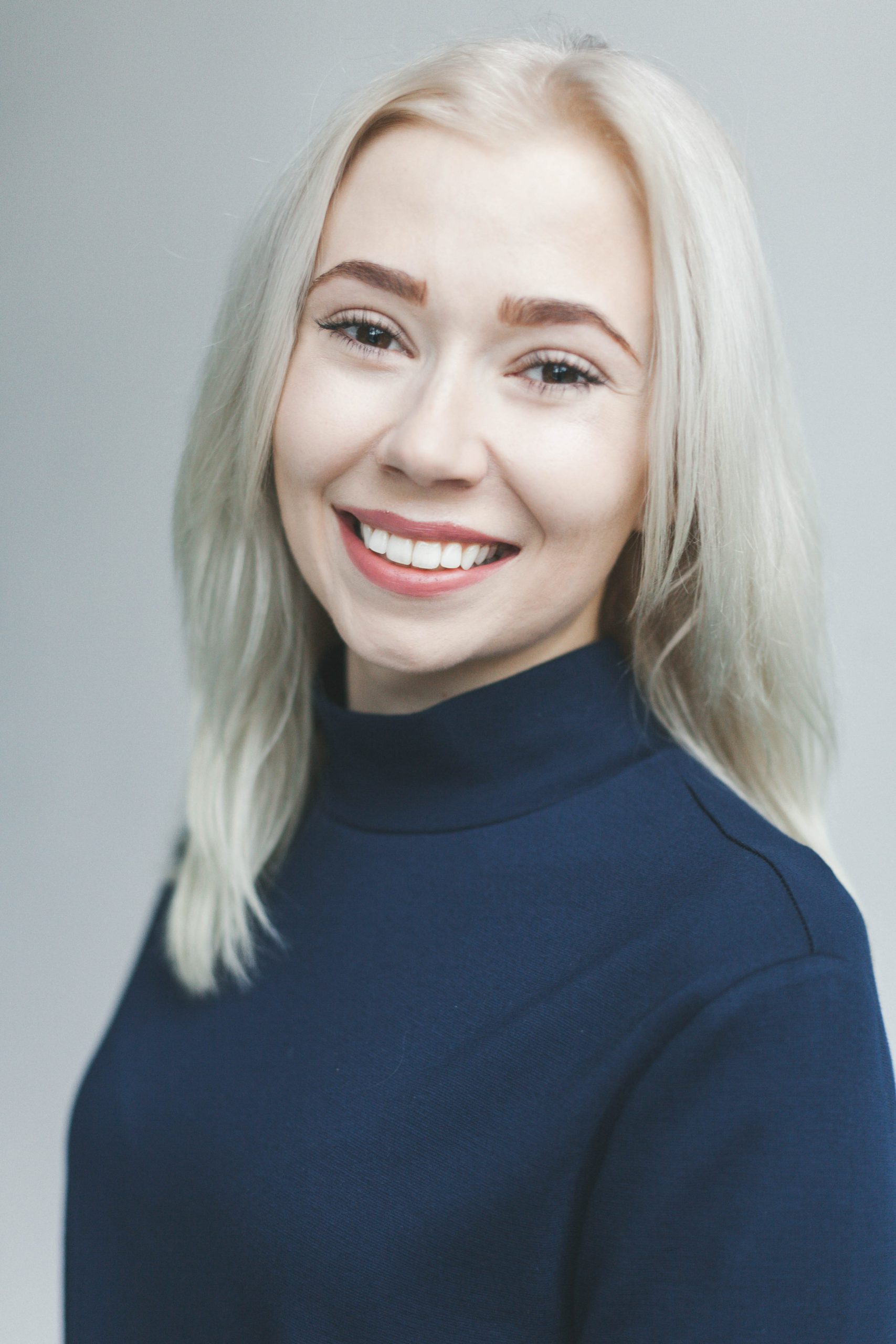 Ksenia headshot