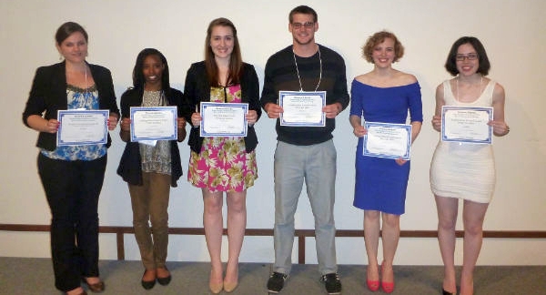 group-pic-of-psychology-award-winners2013