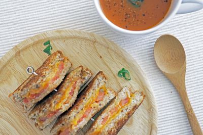 Grilled Cheese and Tomato Sandwich thumbnail image