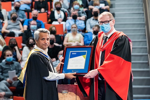 Dr. Ashwani Kumar, Recipient of The President and Vice-Presidents’ Advanced Career Teaching Award 