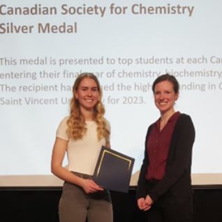 Sacha Clark, recipient of the Canadian Society for Chemistry Silver Medal and the Sister Mary Evelyn Award.