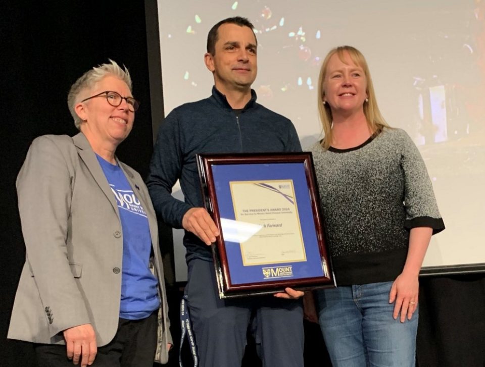 Faculty and staff award winners celebrated at MSVU – Mount Saint ...